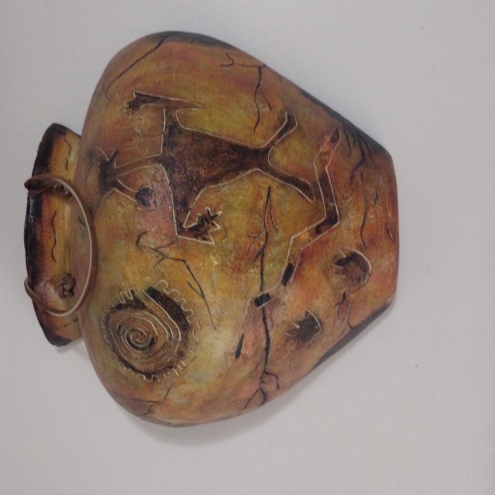 1/2 wall vase